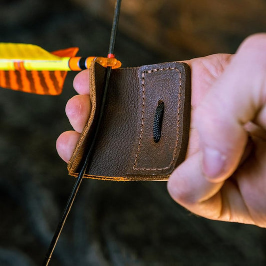 Windfulogo Square Leather Archery Finger Tab Long Bow Hand Protector for Right Hand Brown