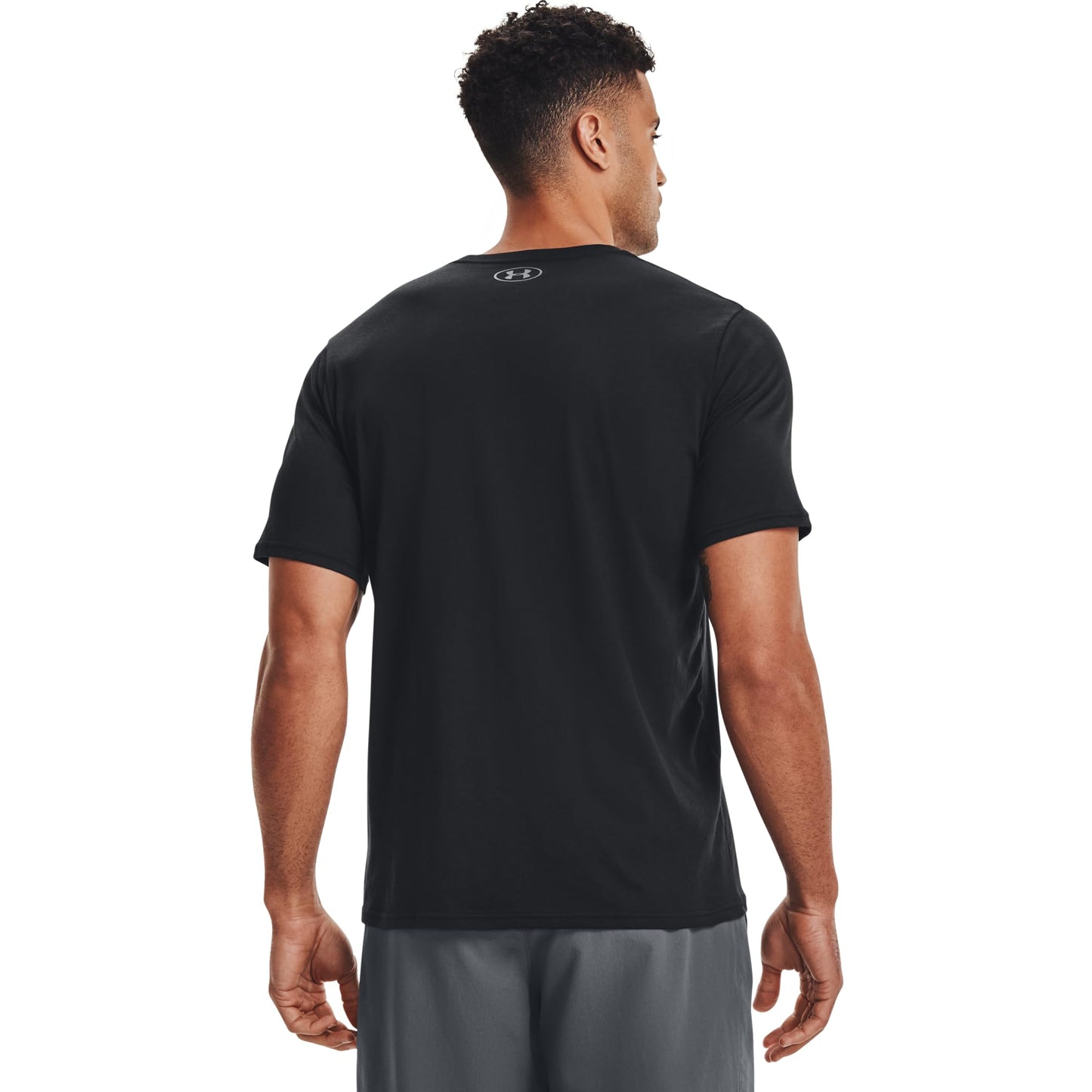 Under Armour Men Sportstyle Left Chest, Super Soft Men's T Shirt for Training and Fitness, Fast-Drying Men's T Shirt with Graphic