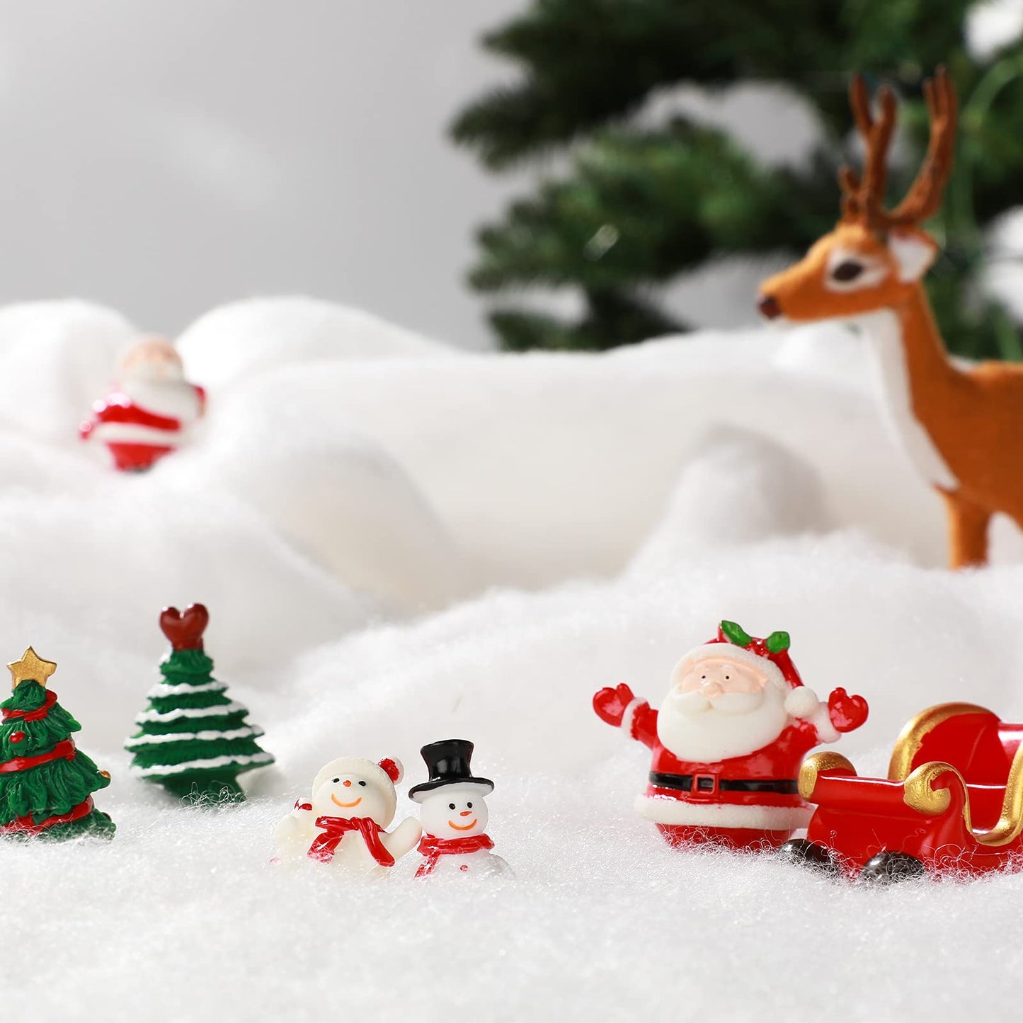BBTO Large Christmas Fake Snow Blanket White Artificial Snow Roll Snow Sheet Decorations for Christmas Village Accessories Tree Decor Table Centerpieces(2 Sheet,2.6 x 7.9 Feet)