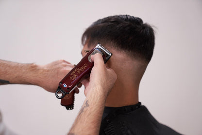 Wahl 5 Star Cordless Magic Clip, Professional Hair Clippers, Pro Haircutting Kit, Clippers for Blunt Cuts, Adjustable Taper Lever, Crunch Blade, Cordless, Lightweight, Barbers Supplies