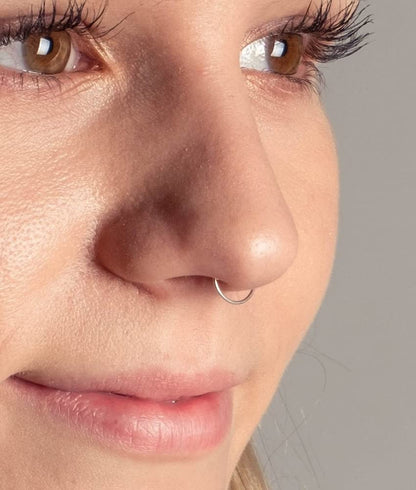 Longita Fake Septum Ring Non Piercing Fake Septum Piercing Faux Nose Jewelry Clip on Temporary no Pierced Horseshoe Silver Black for Halloween