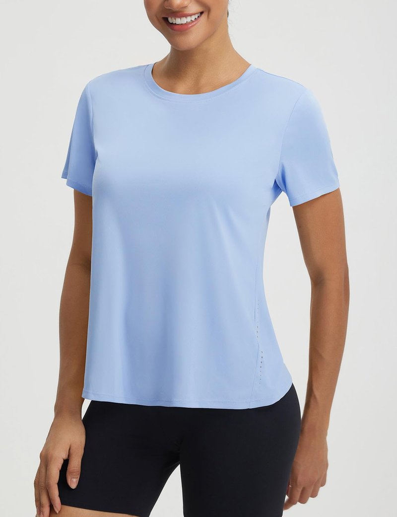 baleaf Women's Short Sleeve Workout Shirts Athletic Tops Sun Protection Breathable T-Shirts Quick Dry Gym Running Tennis Light Blue L
