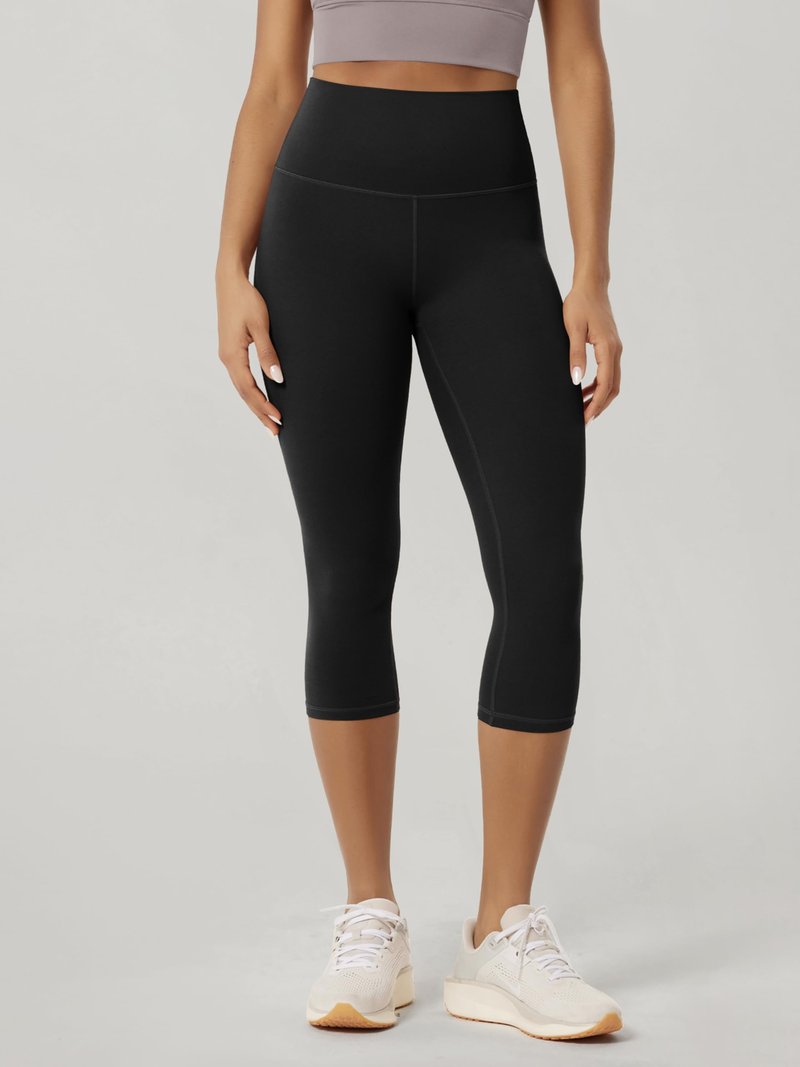 ODODOS Buttery Soft Lounge Yoga Capris for Women 19" High Waist Capri Leggings, Black, X-Large