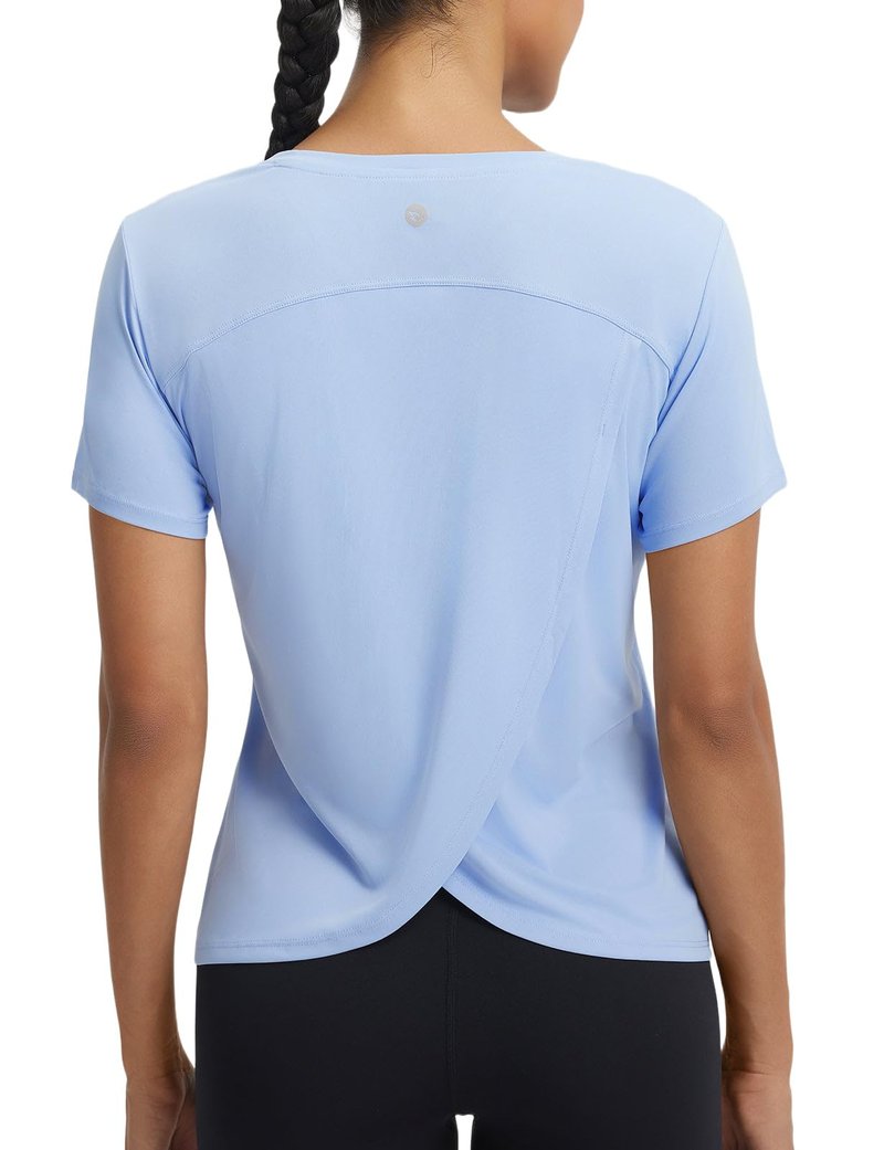 baleaf Women's Short Sleeve Workout Shirts Athletic Tops Sun Protection Breathable T-Shirts Quick Dry Gym Running Tennis Light Blue L