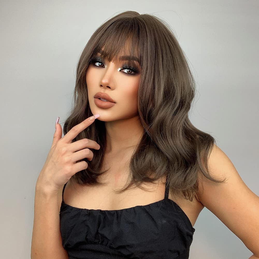 EMMOR Long Wavy Brown Wig for Women, Synthetic Wigs Made of Natural Wavy Hair with Fringe, Parties, Cosplay, Daily Use, incl. 2 Wig Caps