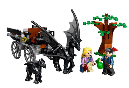 LEGO 76400 Harry Potter Hogwarts Carriage & Thestrals Set, Building Toy for Kids 7 Plus Years Old with 2 Winged Horse Figures and Luna Lovegood Minifigure