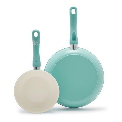 GreenLife Non Stick Fry Pan Set (7" & 10"), Non-Toxic PFAS-Free Ceramic Skillets, Dishwasher & Oven Safe, Egg Omelet Frying Pans, Stay- Cool Handles, Kitchen Home Cooking Essentials, Turquoise