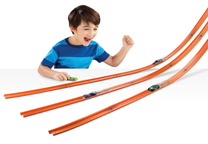 Hot Wheels Track Builder Unlimited,40 Foot Build and Rebuild Track Builder System, Easy to Connect Racetrack, Includes 1 Toy Car, Toys for Ages 4 and Up, One Pack, FTL69 (Package may vary)
