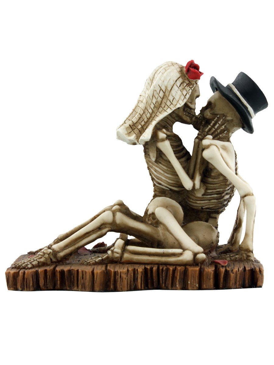SUMMIT COLLECTION Love Never Dies Passionate Wedding Skeleton Couple Figurine, Resin Desk and Shelf Decoration