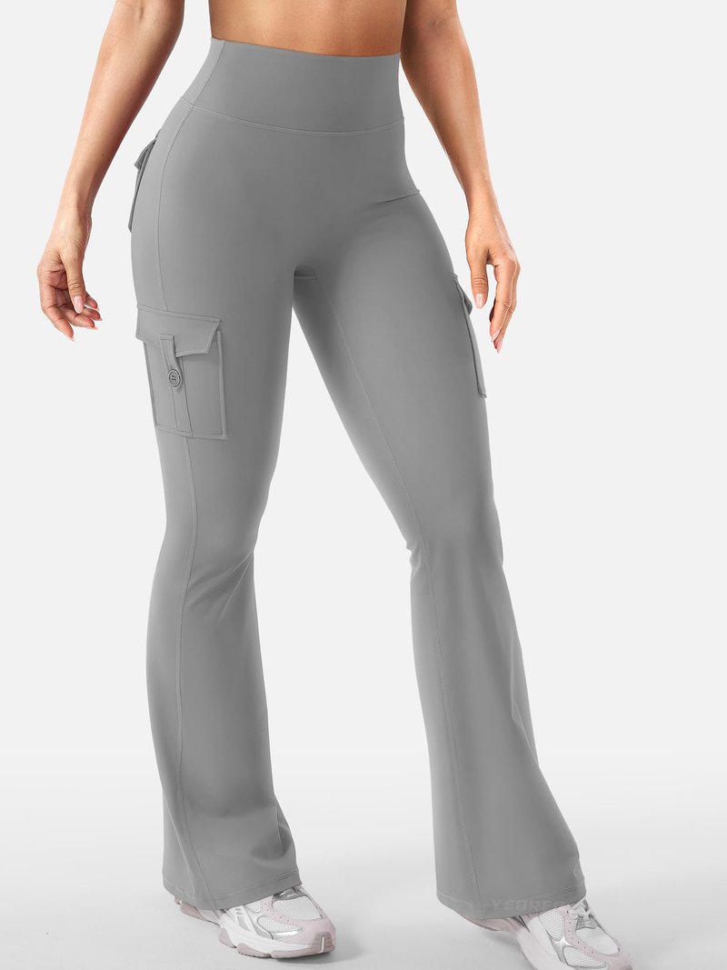 YEOREO CoreFlex Women Workout Flare Leggings with Pockets Hidden Scrunch High Waisted Cargo Gym Yoga Leggings Light Grey XS