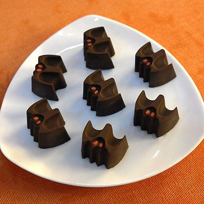 4Pcs/Set Halloween Chocolate Candy Molds - Bat, Pumpkin, Witch Hat, Ghost, Skull Silicone Jello Fat Bomb Molds - Mini Soap, Wax, Crayon Melt Mould, Ice Cube Trays - Halloween Party Favor Supplies