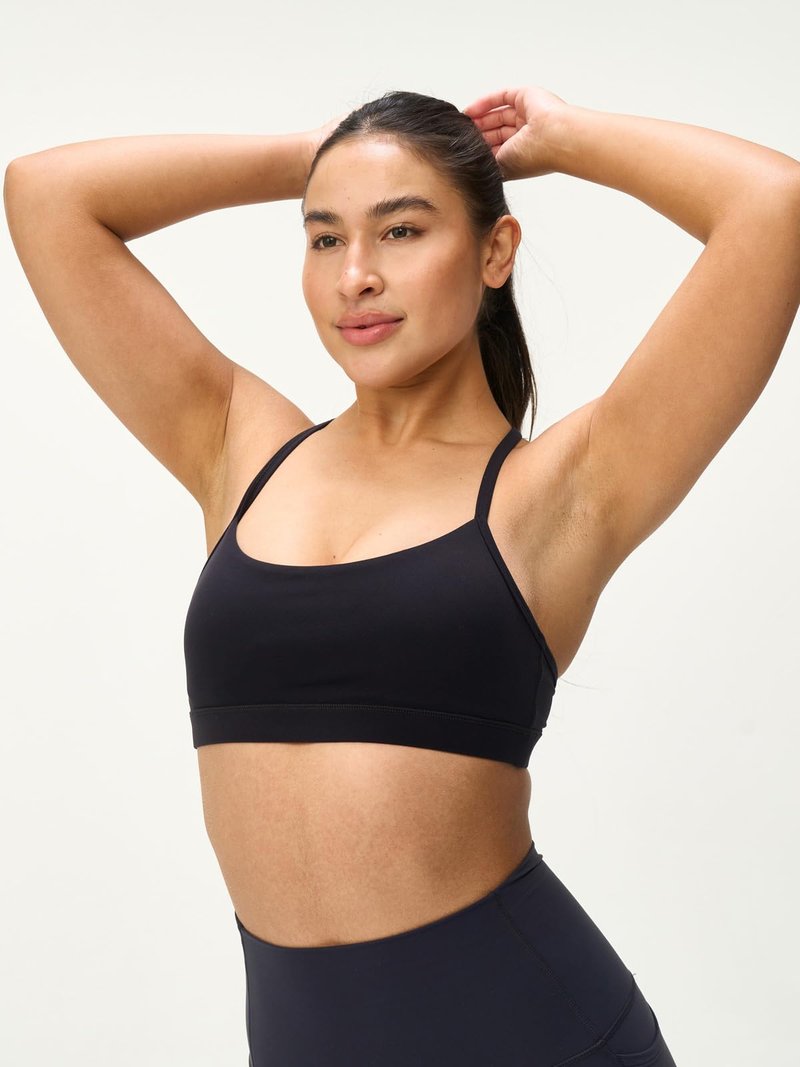 Omwilddo Womens Y Back Padded Sports Bra Strappy U Neck Butter Soft Low Impact Workout Bras Yoga Pilates Walking Black M