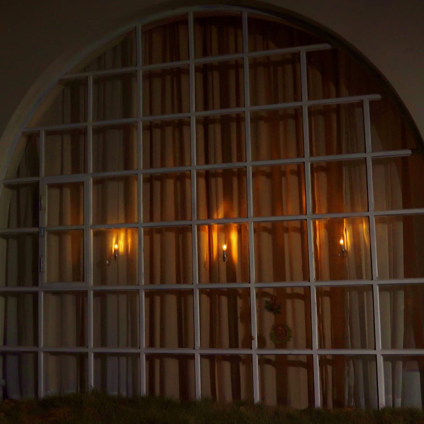 Homemory 10 Pcs Clip On Candles for Christmas Tree with Remote and Timer, Flickering LED Window Candle with Clips/Suction Cups, Warm White Light, Dia 0.7''x H 4''