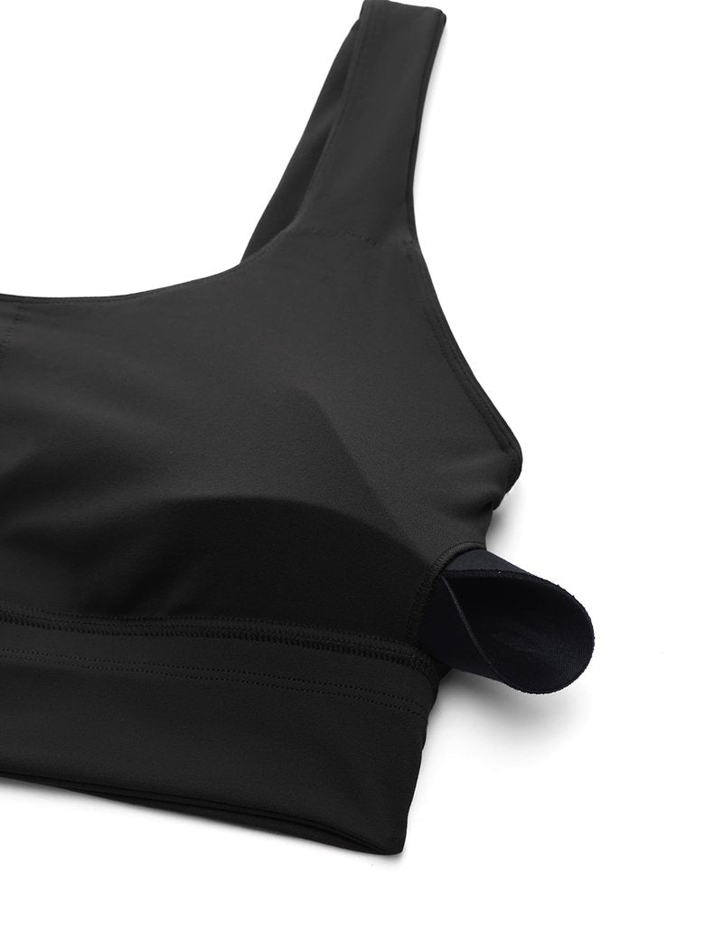CRZ YOGA Butterluxe Womens U Back Sports Bra - Scoop Neck Padded Low Impact Yoga Clothes Workout Crop Top with Built in Pads Black X-Large
