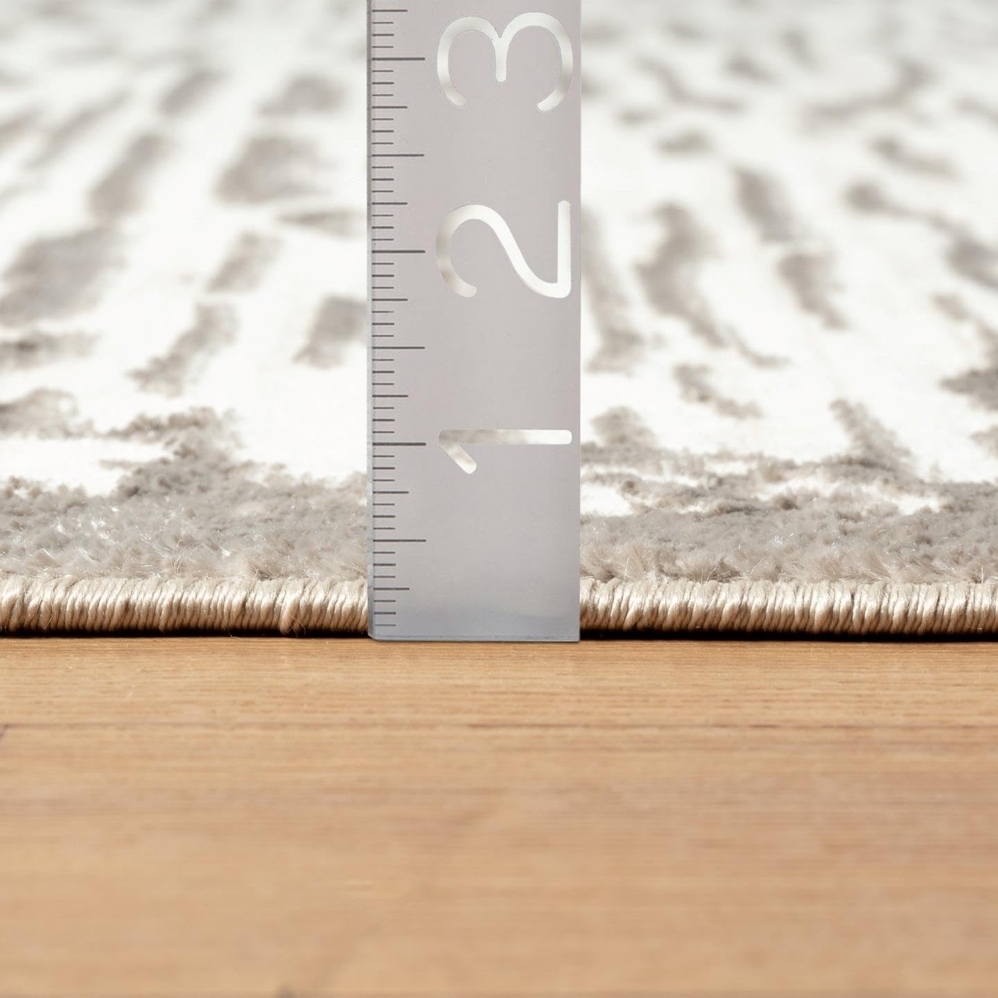 LUXE WEAVERS Artistic Metallic Gray 5x7 Area Rug, Plush Abstract Textured Living Room Carpet
