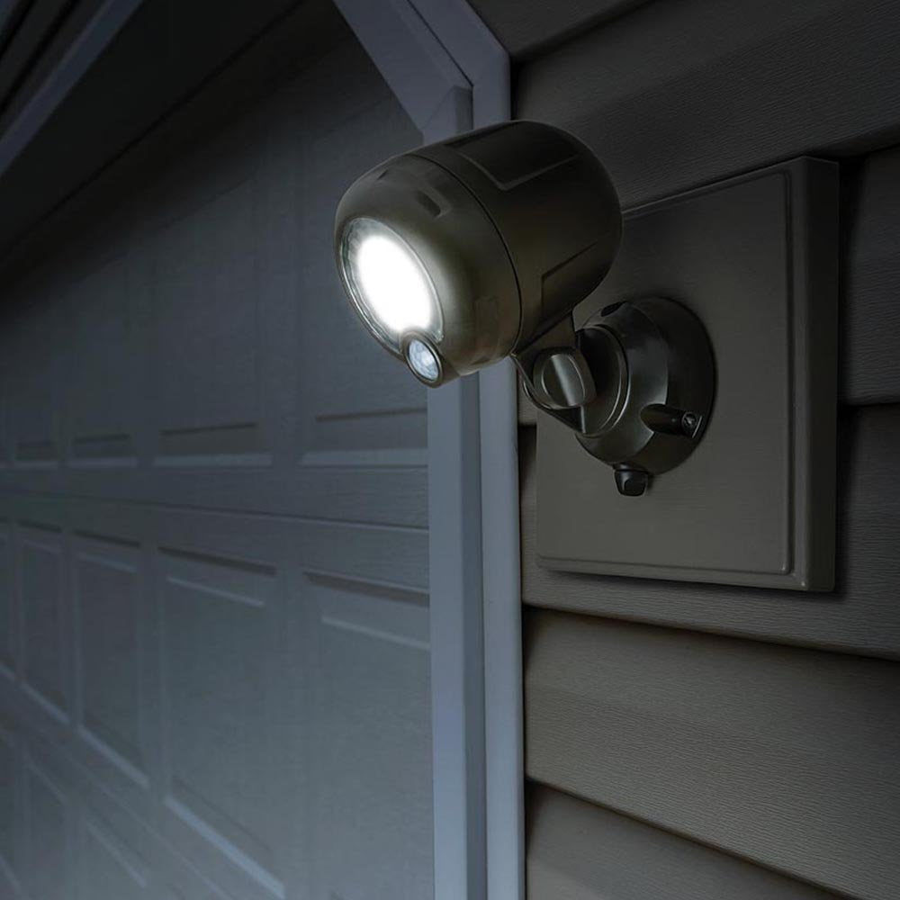 Mr. Beams Wireless 200 lm Battery-Operated Outdoor Motion-Sensor-Activated LED Spotlight, Brown