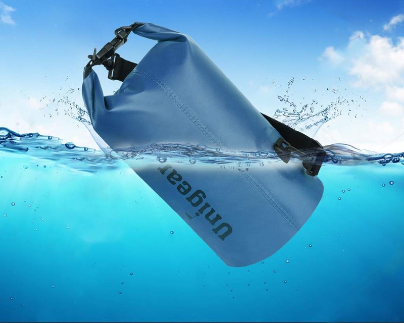 Unigear Dry Bag Waterproof, Floating and Lightweight Bags for Kayaking, Boating, Fishing, Swimming and Camping with Waterproof Phone Case (Sky Blue, 30L)