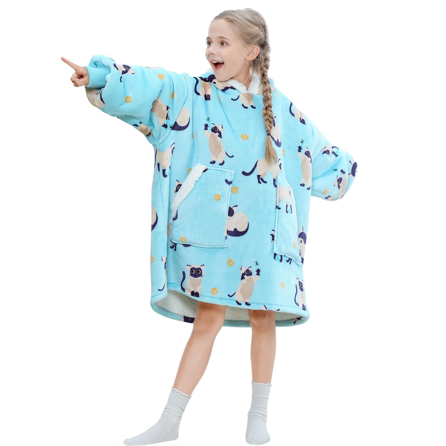 Kipswiza Siamese Cat Wearable Blanket Hoodie for Kids - Oversized Sherpa Fleece Hooded Sweatshirt, Cozy Gift for Girls Boys 6-13 (4'3"-4'11"), Cat Print, Light Blue