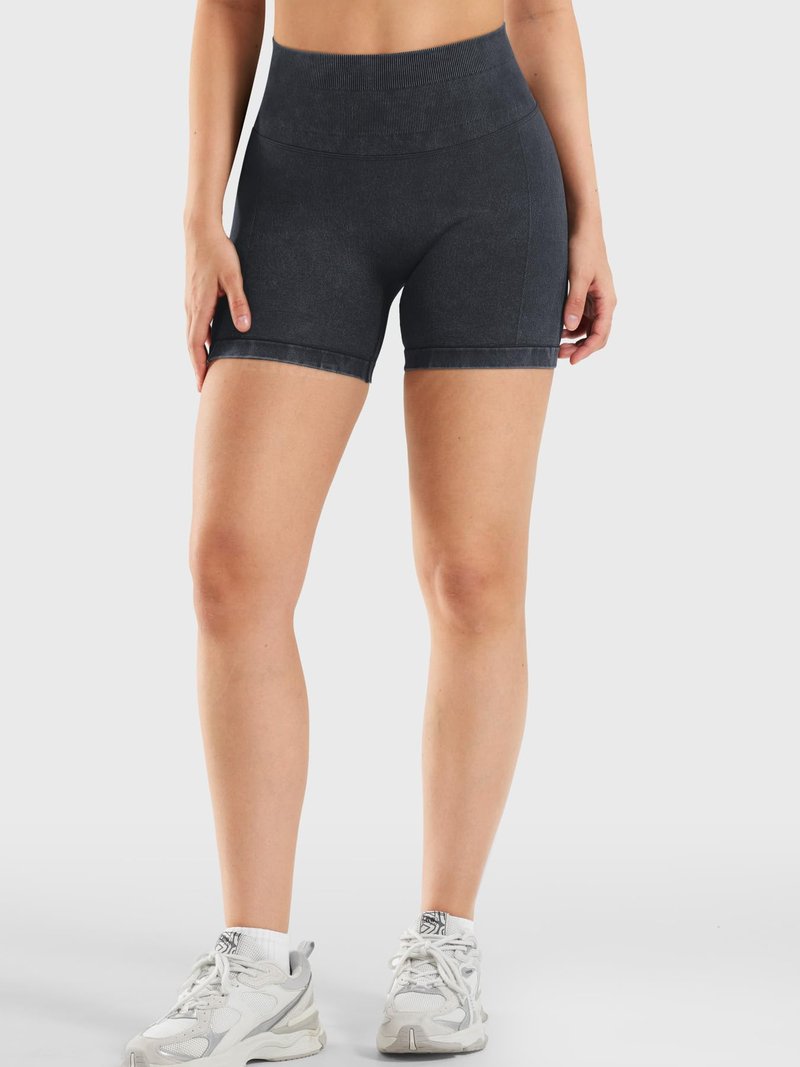 YEOREO Women's Workout Gym Shorts 4.5" Colinne Butt Lifting Hidden Scrunch Seamless Impact Booty Biker Shorts Black
