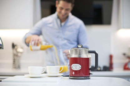 Russell Hobbs Kettle [1.7 L, 2400 W] Retro Red & Polished Stainless Steel (Quick Boil Function, Water Temperature Display in Retro Design, External Water Level Indicator) Vintage Tea Maker 21670-70