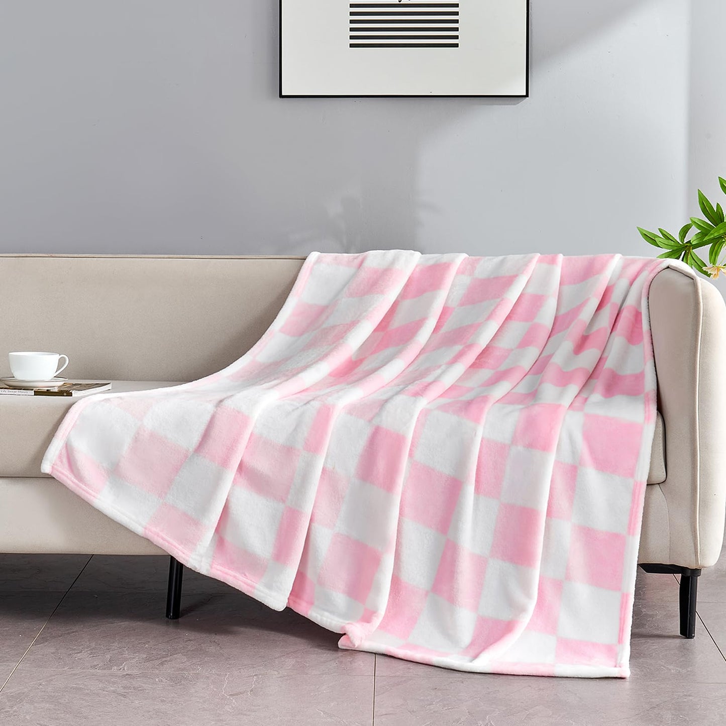 Edenleaf Pink Checkered Blanket, Soft Cozy Fleece Checkered Throw Blankets for Bed Sofa Couch Camping, Ultra Fluffy Throws for All Seasons, 50x60 Inch, Pink