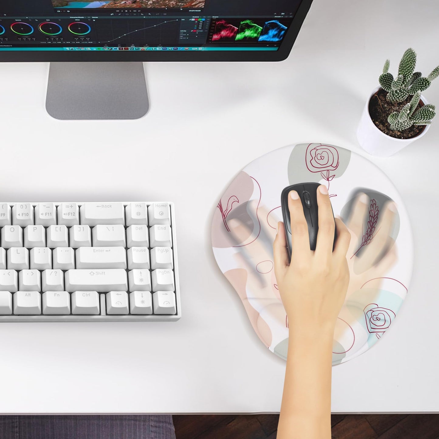 HODYXIN Ergonomic Mouse Pad with Wrist Support,Cute Floral Pattern Mouse Pads with Wrist Rest,Comfortable Mouse Pad for Home Office Gaming Work Computers Laptop with Non-Slip PU Base (Rose Fantasy)