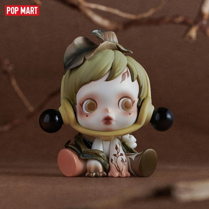 POP MART SKULLPANDA The Ink Plum Blossom Series Figures, SKULLPANDA Blind Box Figures, Random Design Action Figures Collectible Toys Home Decorations, Holiday Birthday Gifts, Single Box