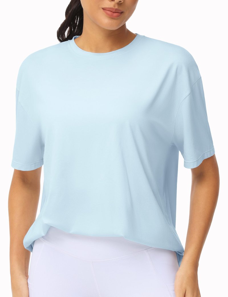 THE GYM PEOPLE Women's Casual Oversized T-Shirts Summer Crewneck Short Sleeve Workout Basic Tee Tops Light Blue