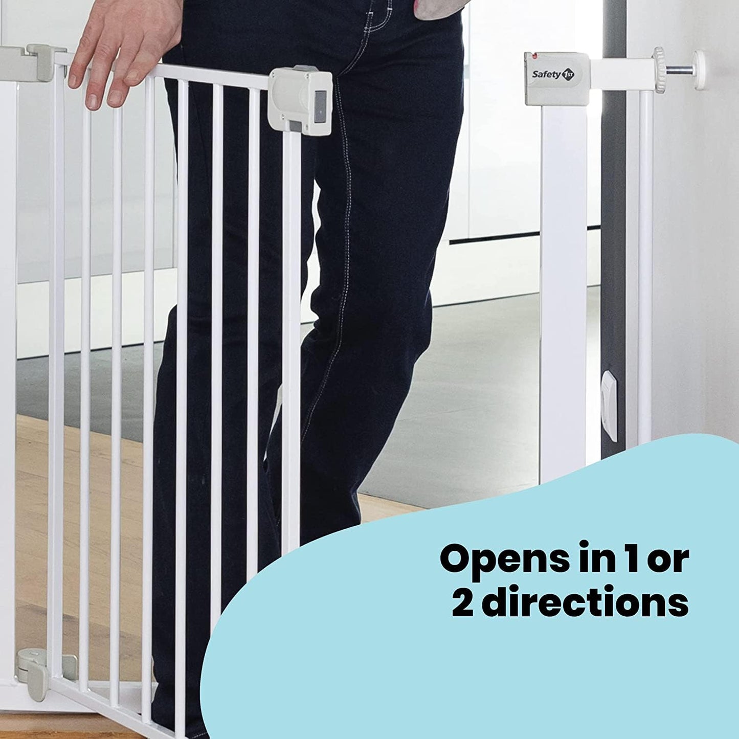 Safety 1st Auto Close Gate, Baby Stair Gate Pressure Fit, 73-80cm (max. 136cm), Automatic Closing Baby Safety Gate, One-Hand Opening, No-Screw Installation (No Drilling), Double Lock System, White