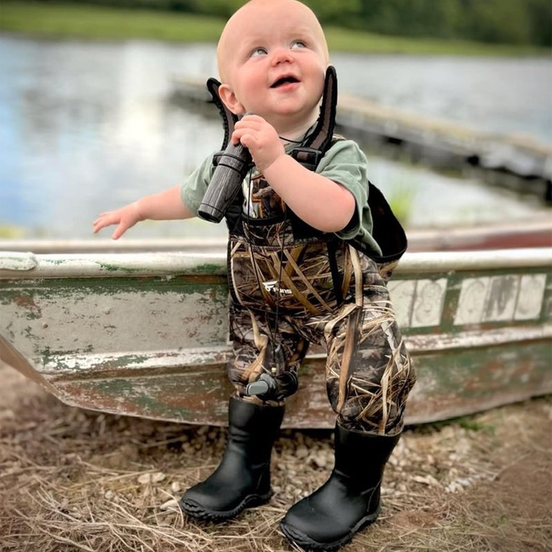 8 Fans Hunting Waders for Kids, Neoprene Youth Fishing Waders with Boot, Lightweight Chest Waders for Toddler Children (Next Camo Evo(s), 12/13#)