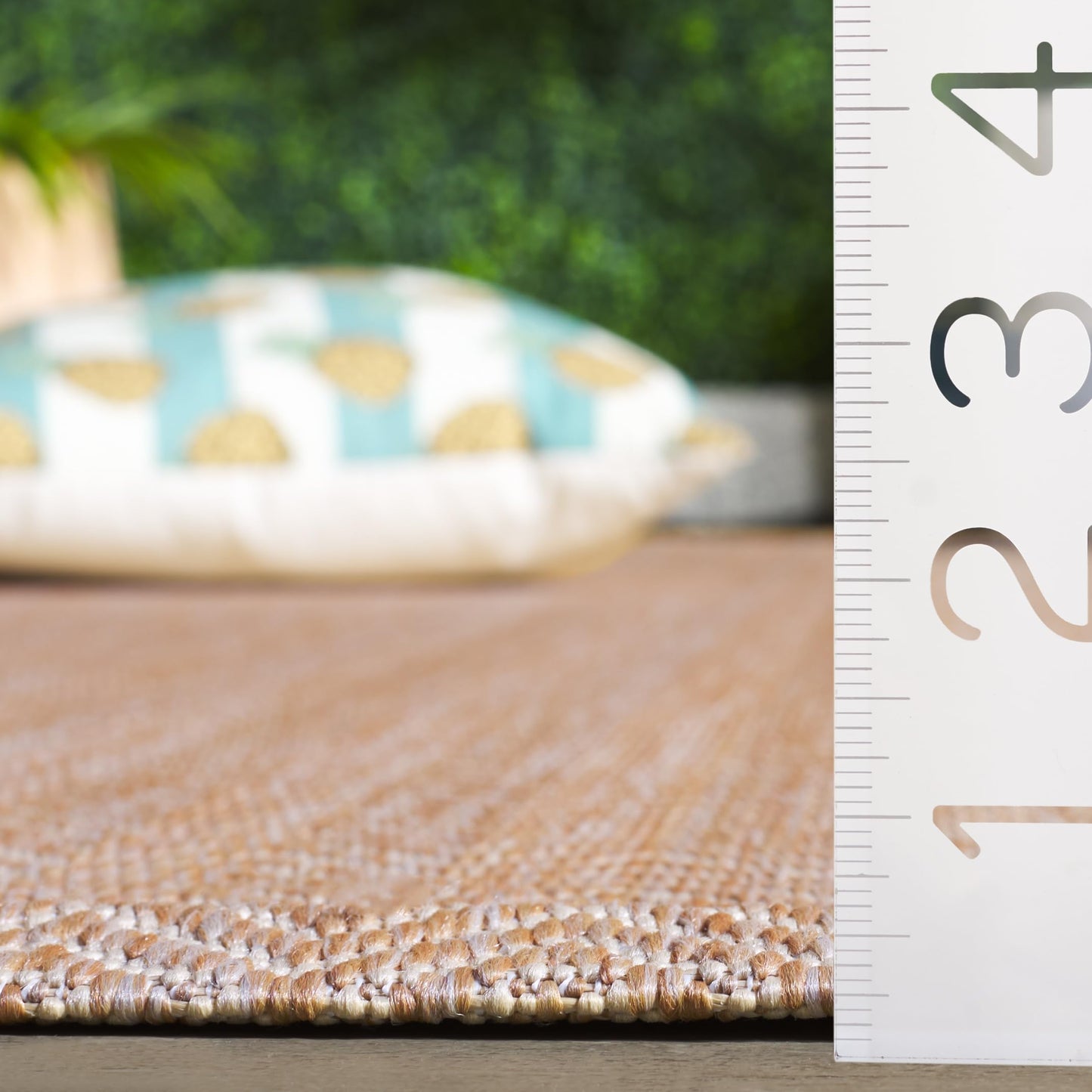 SAFAVIEH Washable Rug Outdoor Courtyard Collection - 4' x 5'7", Natural & Cream, Non-Shedding & Easy Cleaning, Ideal for Patio, Backyard, Mudroom (CY8022-03012)