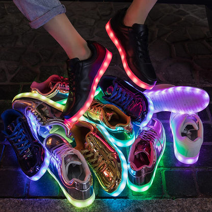 PYYIQI LED Light Up Shoes for Women & Men - Sports LED Sneakers with USB Charging for Festivals, Christmas, Halloween & New Year Parties - Black 35
