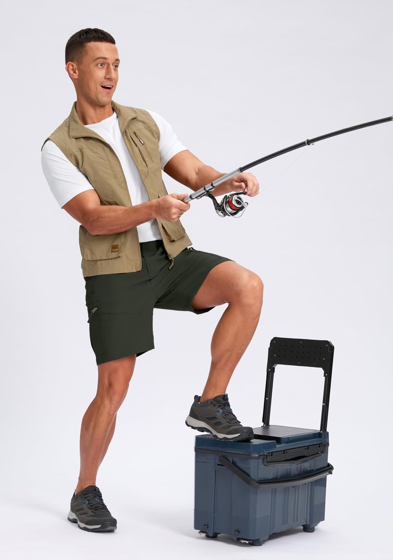 Pudolla Men's Hiking Cargo Shorts Lightweight 7" Travel Casual Shorts for Men Golf Work Outdoor with 5 Zipper Pockets(Army Green Large)