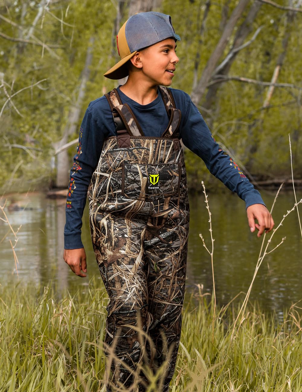 TIDEWE Chest Waders for Toddler & Children, Neoprene Waterproof Insulated Hunting & Fishing Youth Waders for Boy and Girl, Cleated Bootfoot Kids Wader, Next Camo Evos (Size 2T)