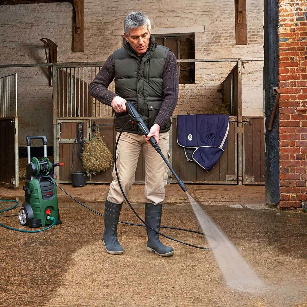 Bosch High Pressure Washer AdvancedAquatak 140 (2100 W, 140 Bar Pressure, Max. Flow Rate 450 l/h, Max. Flow Temperature: 40 °C, Hose Length 5 Metres, in Carton Packaging)