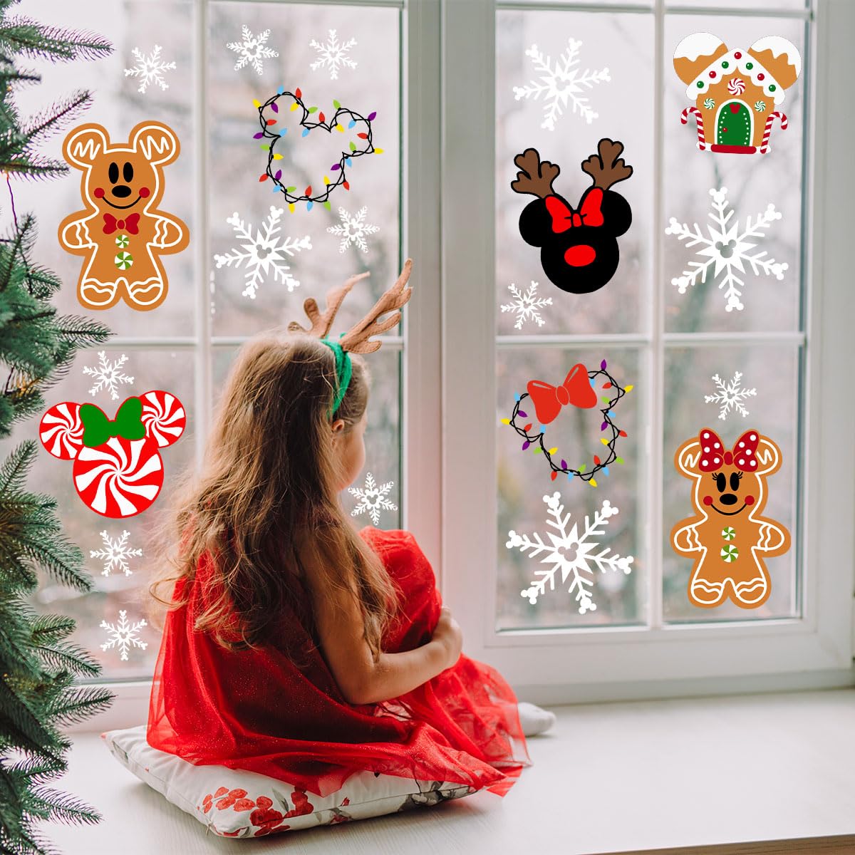 9Sheets Christmas Window Clings Gingerbread Party Decorations Ginger Bread Man Mouse Castle Snowflake New Year Winter Decor Merry Christmas Decals for Office Home Hotel Decorations