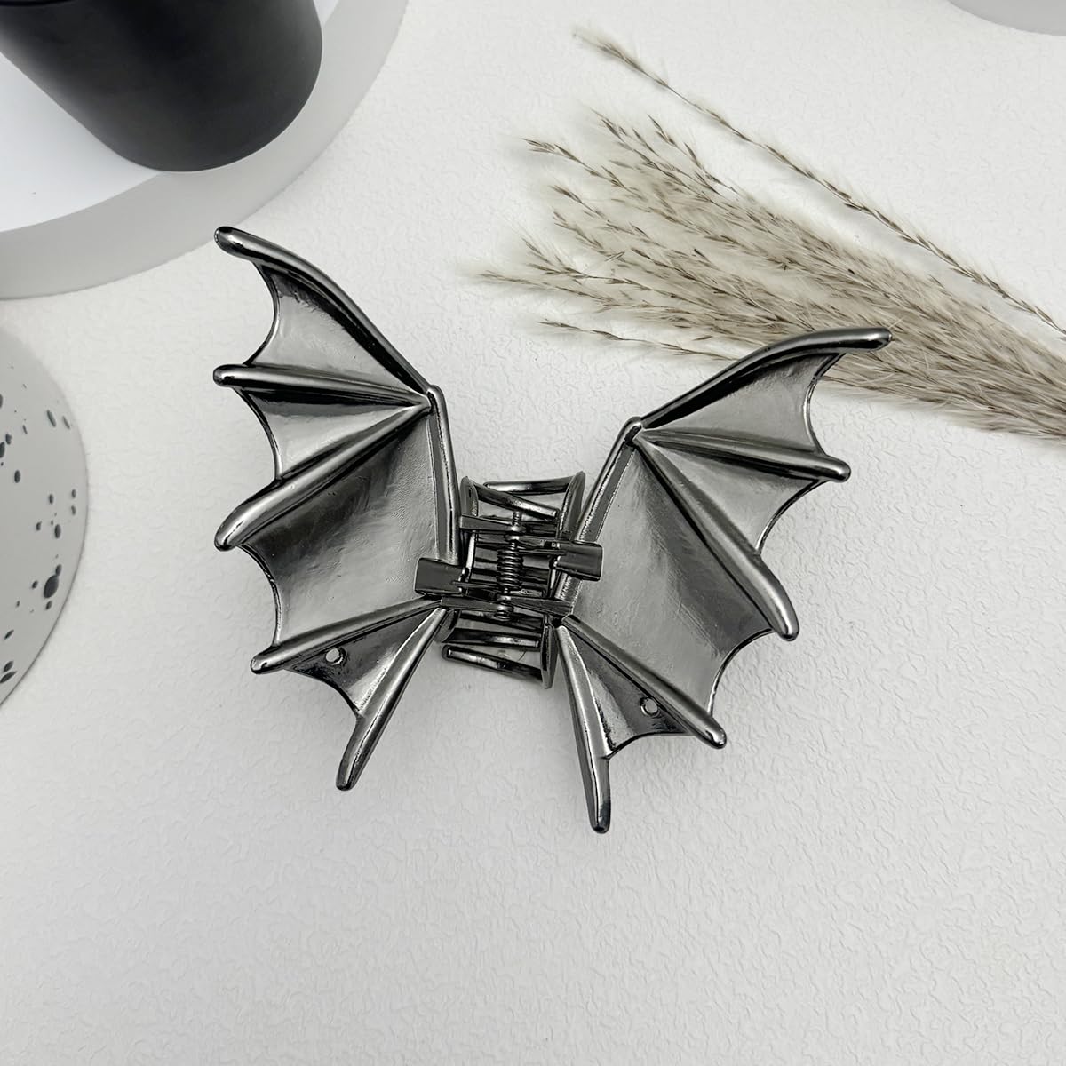 Parcce 3 Pieces Large Metal Spider Net Bat Hand Hair Claw Clips for Women and Girls Thick Long Hair, Nonslip Skeleton Spooky Barrette Headband Hair Styling Accessories for Halloween Christmas Gifts