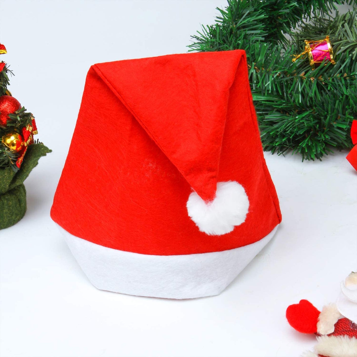 Elcoho 20 Pack Santa Red Hat Short Plush with White Cuffs Non-Woven Fabric Christmas Hat Santa Hat for Adults (Red)