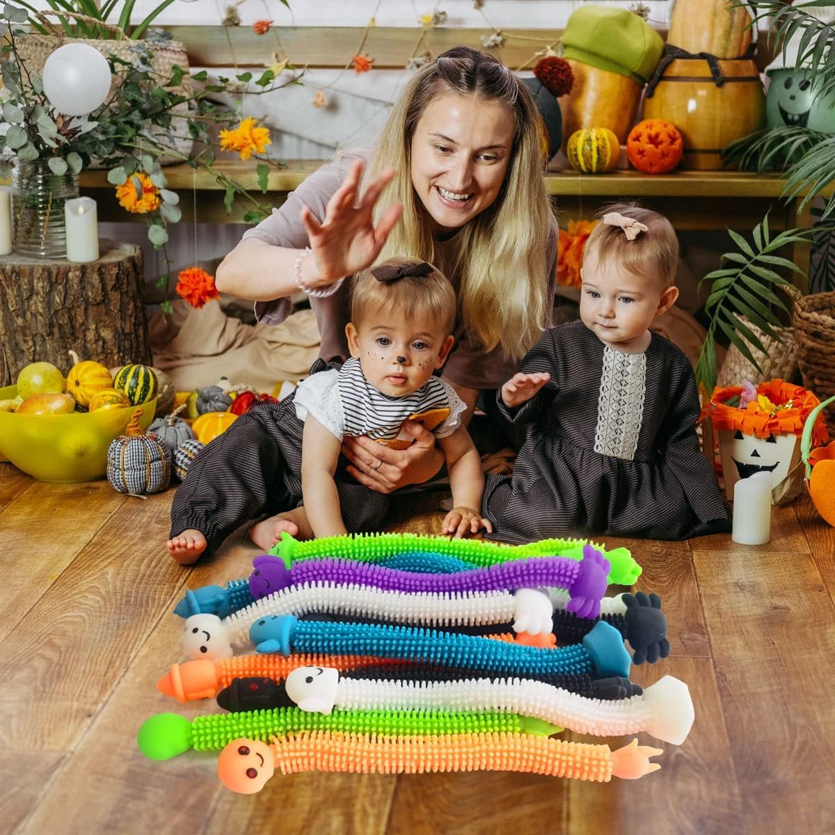 24 Pack Halloween Stretchy Strings Sensory Fidget Toys Pack Great for Kids Students Stress Relief and Anti-Anxiety Toys Assortment Halloween Party Favors (Halloween)