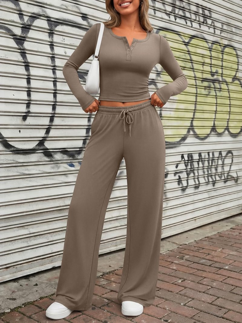 Trendy Queen Women's 2 Two Piece Matching Lounge Sets 2026 Airport Travel Fall Fashion Outfits Crop Top Wide Leg Pants Sweat Suits Workout Gym Y2k Clothes Casual Sweatsuit Loungewear Winter Clothing