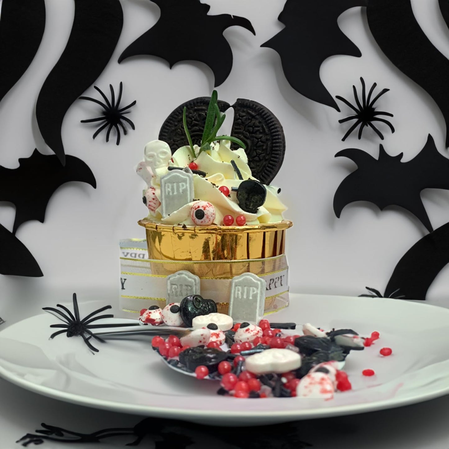 Sentovac Halloween Sprinkle Tombstone Skull Bloody Eyes Bones Red Peals Sprinkles Mix Edible for Cake Decorating Sugar Candy Cookie Cupcake Topper Baking Decorations Halloween Christmas Supplies