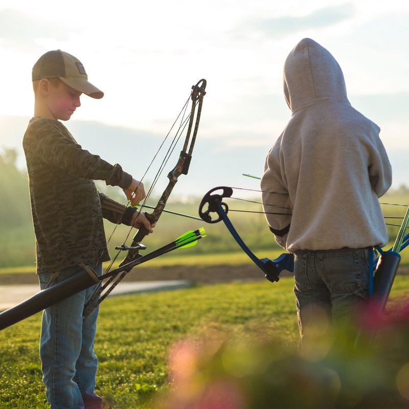 Genesis Original Compound Bow & Arrow Kit- Adjustable Riser, 15"-30" Draw Length, 10-20 lb Draw Weight, All Skill Levels, Draw Hand - Right, Pink