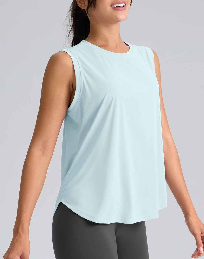 SANTINY Women's Sleeveless Workout Tops Breathable Lightweight Active Tennis Yoga Shirts Athletic Running Tank Tops for Women (Sky Blue_L)
