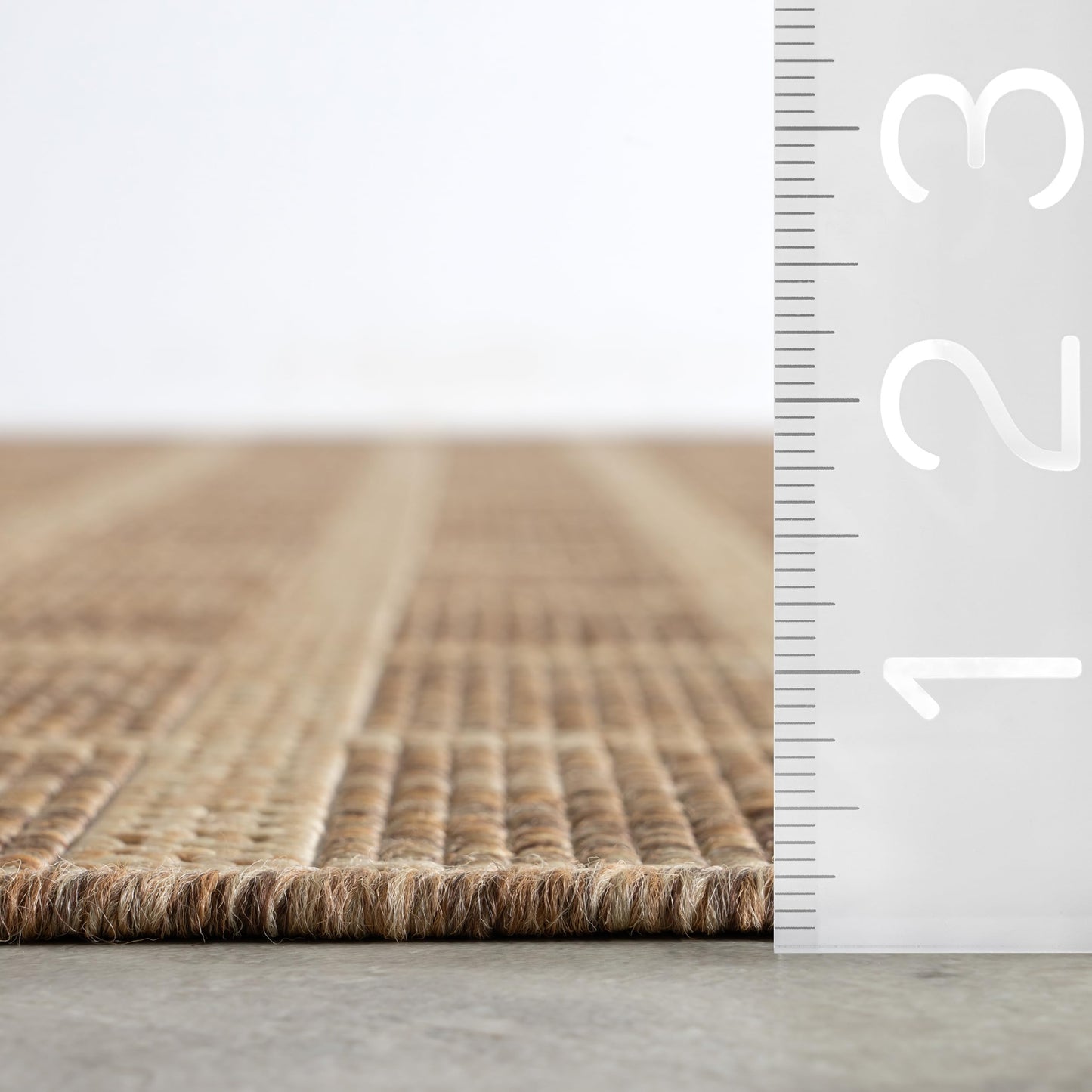 Nuloom Vanya Checkered 5' x 8' Indoor/Outdoor Area Rug for Living Room Patio Deck Front Porch, Light Brown