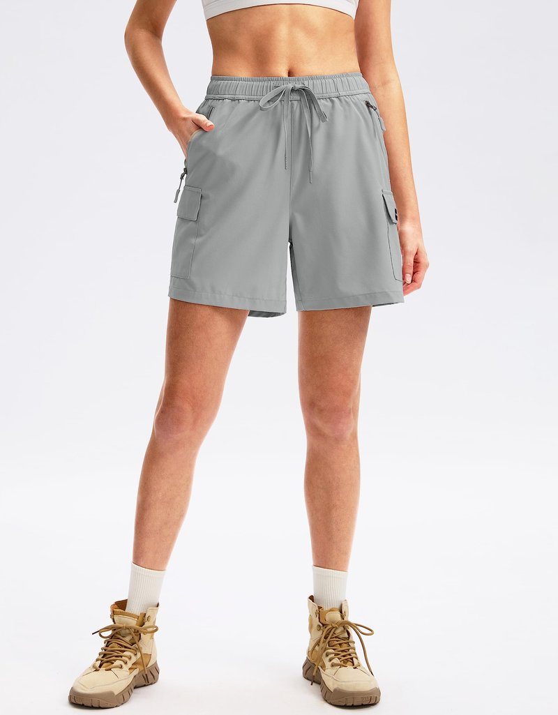 SANTINY Women's 5''/ 7''/9'' Hiking Cargo Shorts Quick Dry Lightweight Summer Shorts for Women Athletic Golf Zipper Pockets(Light Grey_M)