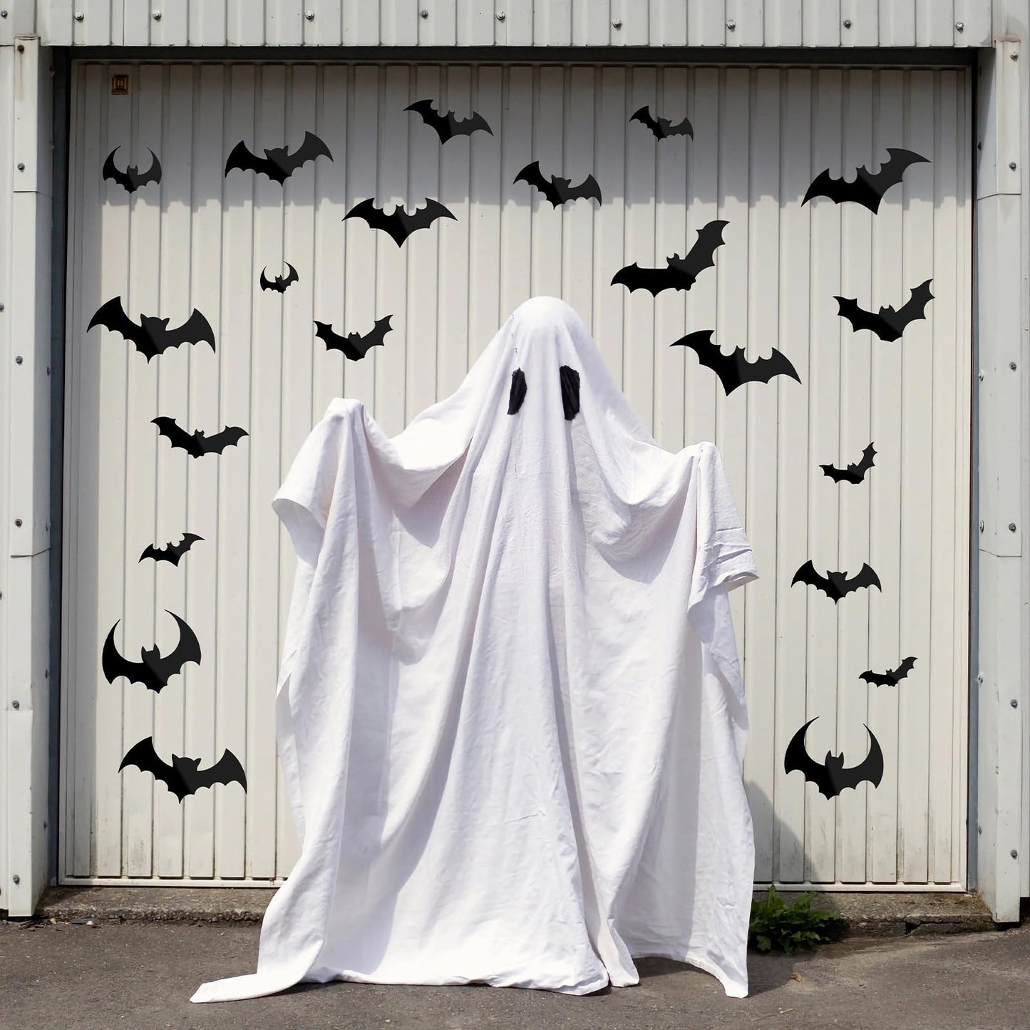 JULMELON 22pcs Halloween Car Magnets, Black Bat Decorations for Halloween Party Supplies Fridge Car Garage Door Cruise Decor