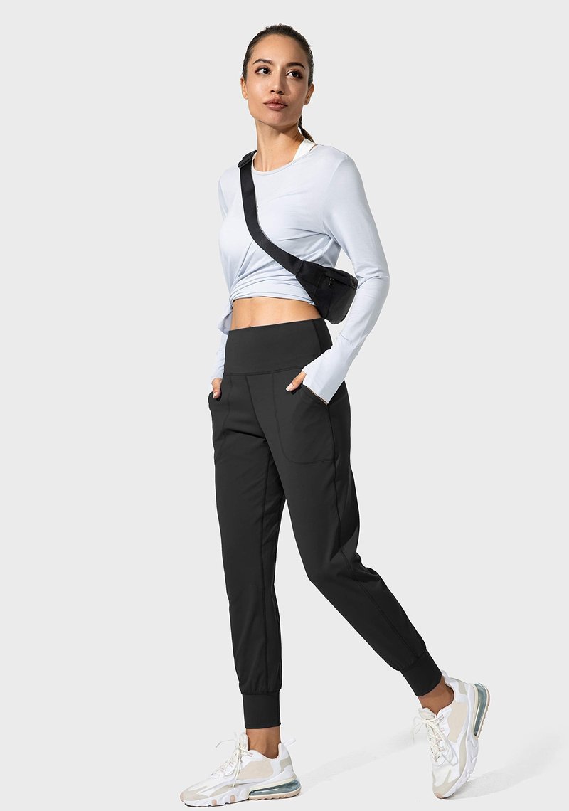 G Gradual Women's Joggers High Waisted Yoga Pants with Pockets Loose Leggings for Women Workout, Athletic, Lounge (Black, Medium)