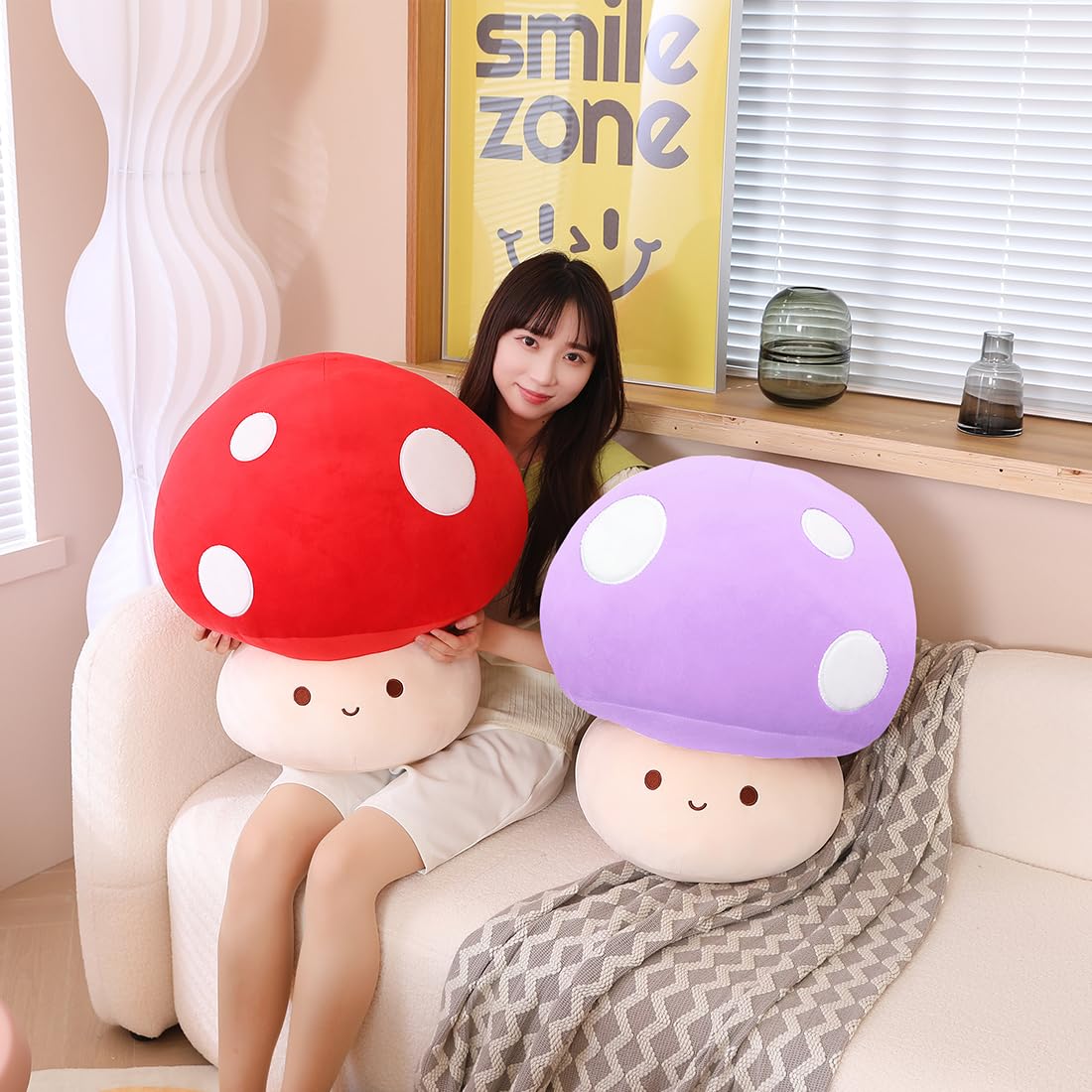 Yeqivo Cute Mushroom Plush Toy, Purple Mushroom Plush Pillow 3D Soft Mushroom Plushie, Mushroom Hugging Plush Pillow Gift for Girls Kids Home Mushroom Decor Christmas Birthday 35cm