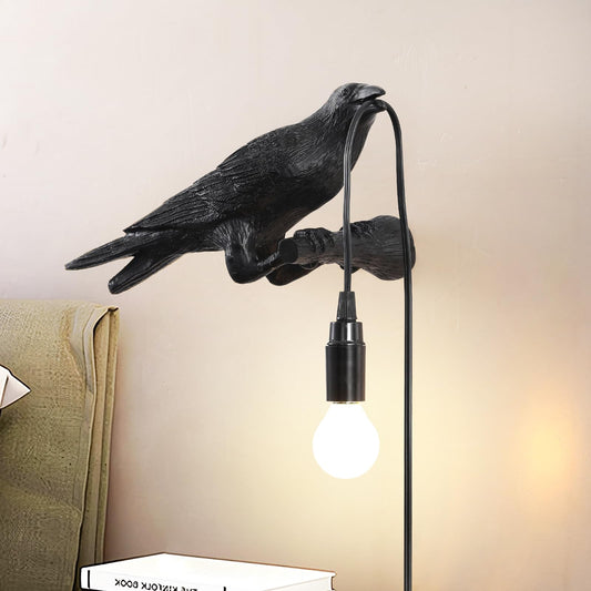 EPPARA Raven Table Lamp, Gothic Crow Lamp, Adjustable Birds Table Light, Wall Sconce Lamp Light for Bedroom Living Room, Lifelike Resin Raven Decoration, Modern Table Lamps Brithday GIF