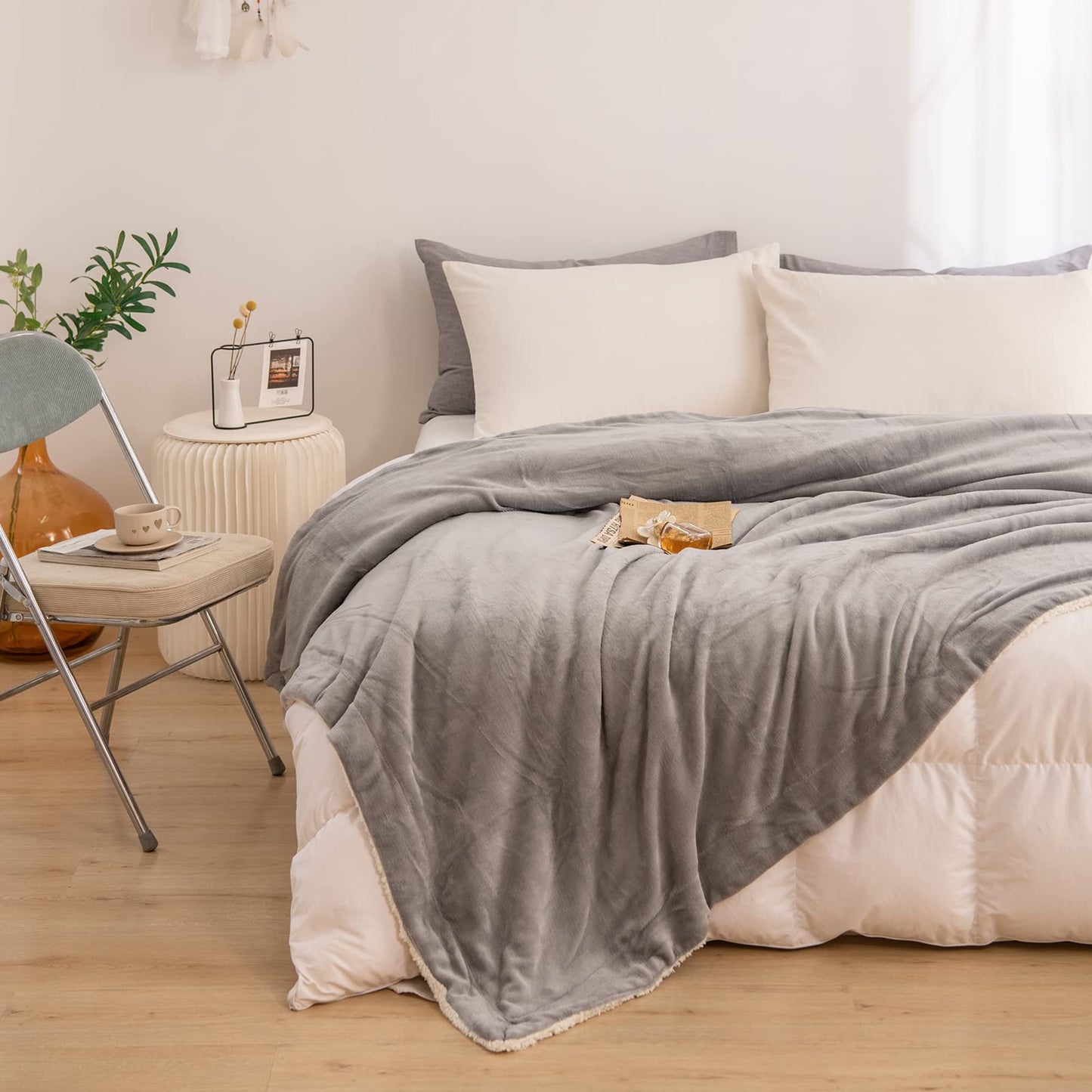 Good Nite Throw Blanket 130x150cm Fleece Flannel Sherpa Soft Blankets Fluffy Reversible Microfiber for Bed Couch Sofa and Travel (Grey,Single)
